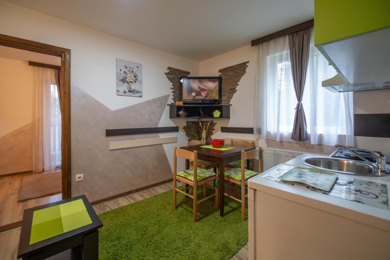 Apartmani Jokic ซลาตีบอร์ ภายนอก รูปภาพ