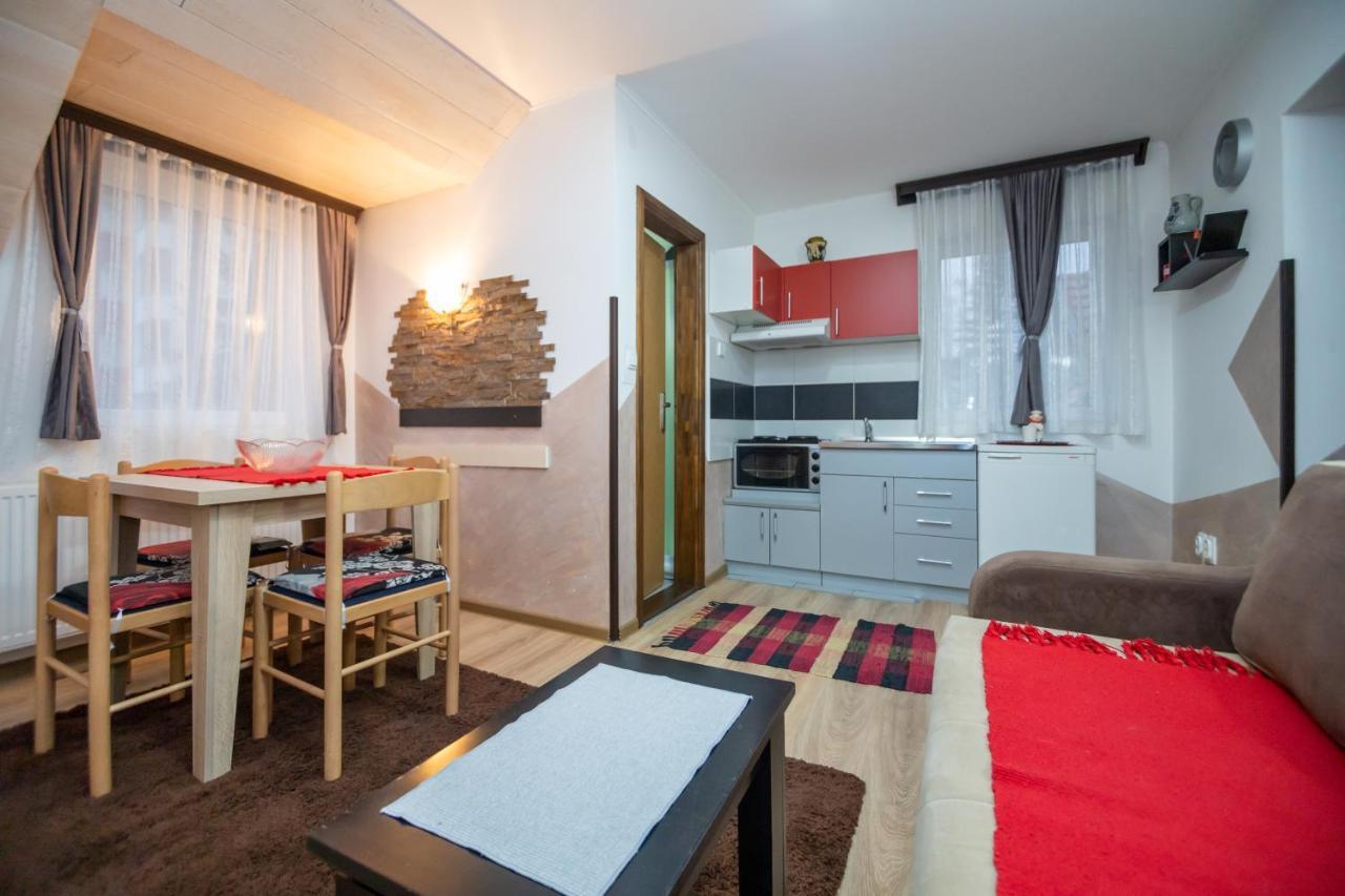 Apartmani Jokic ซลาตีบอร์ ภายนอก รูปภาพ