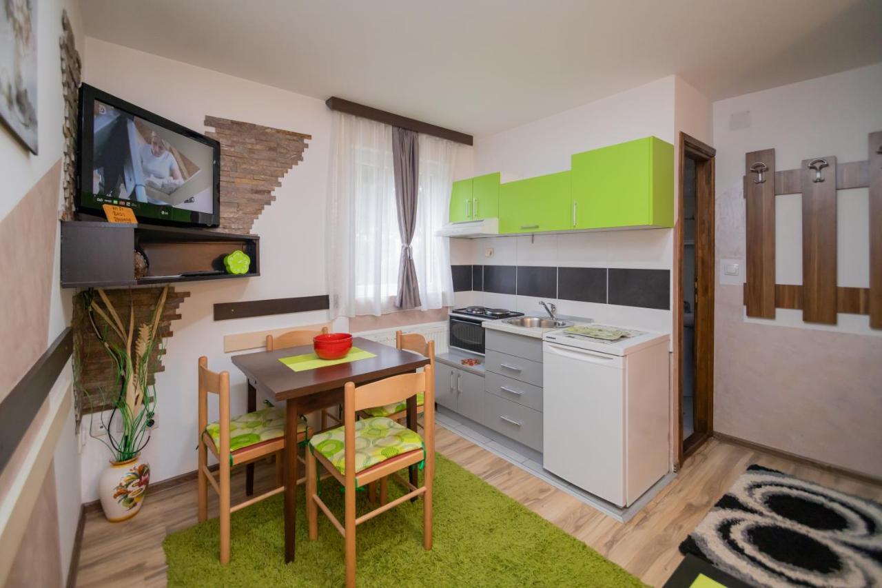 Apartmani Jokic ซลาตีบอร์ ภายนอก รูปภาพ