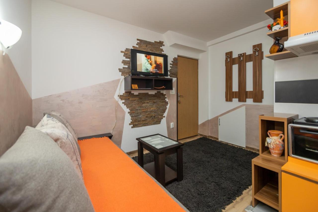 Apartmani Jokic ซลาตีบอร์ ภายนอก รูปภาพ